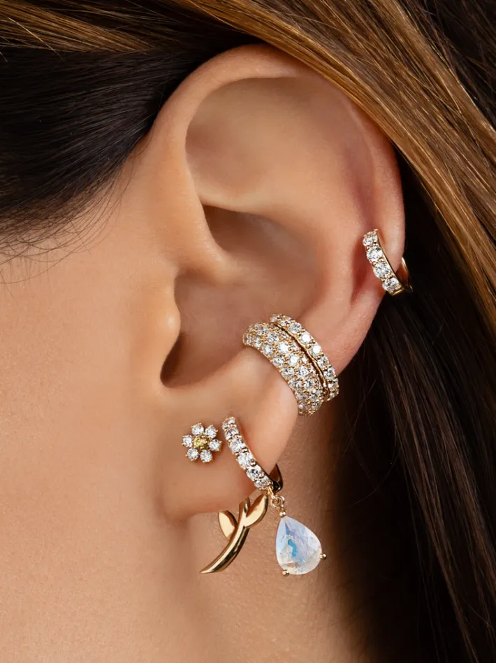 The Last Line Mini Teddy Flower Earring