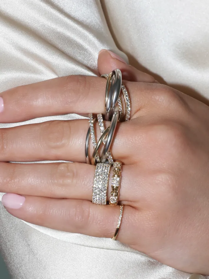 The Last Line With a Twist Cocktail Ring